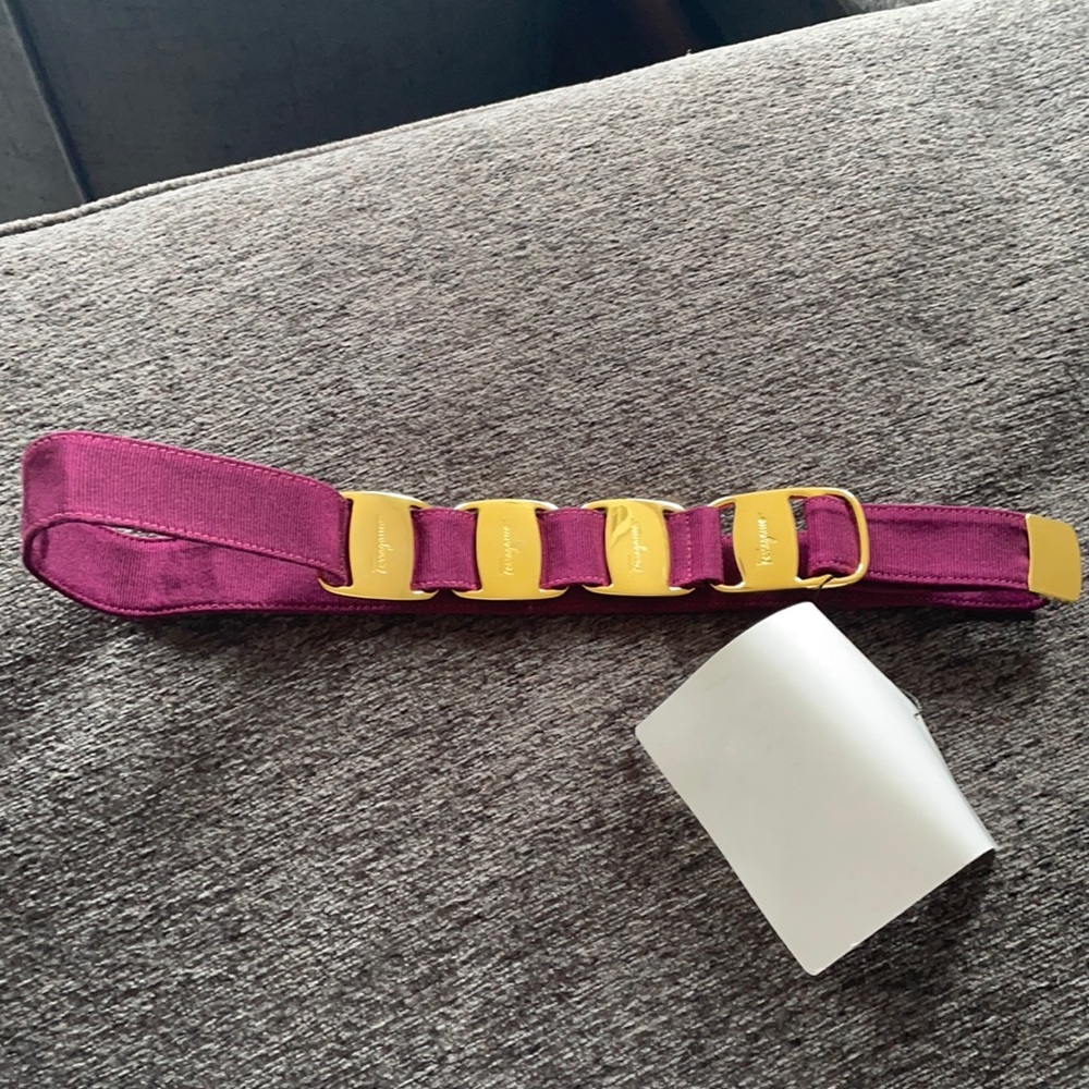 Salvatore Ferragamo vintage belt size medium